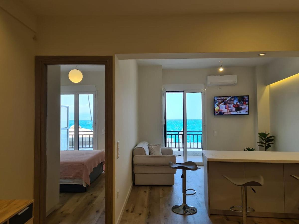 Grace Seaside Apartman Lutráki Kültér fotó