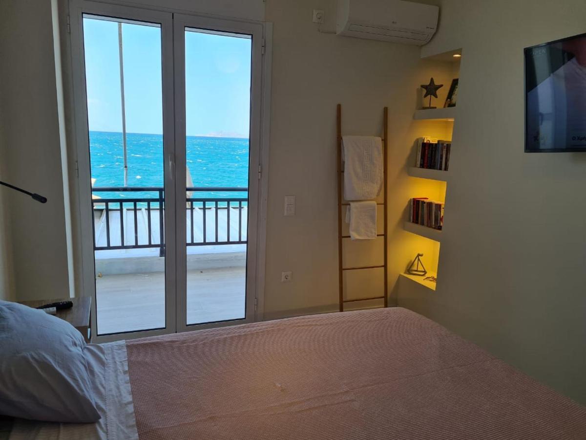 Grace Seaside Apartman Lutráki Kültér fotó