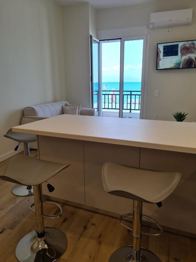 Grace Seaside Apartman Lutráki Kültér fotó