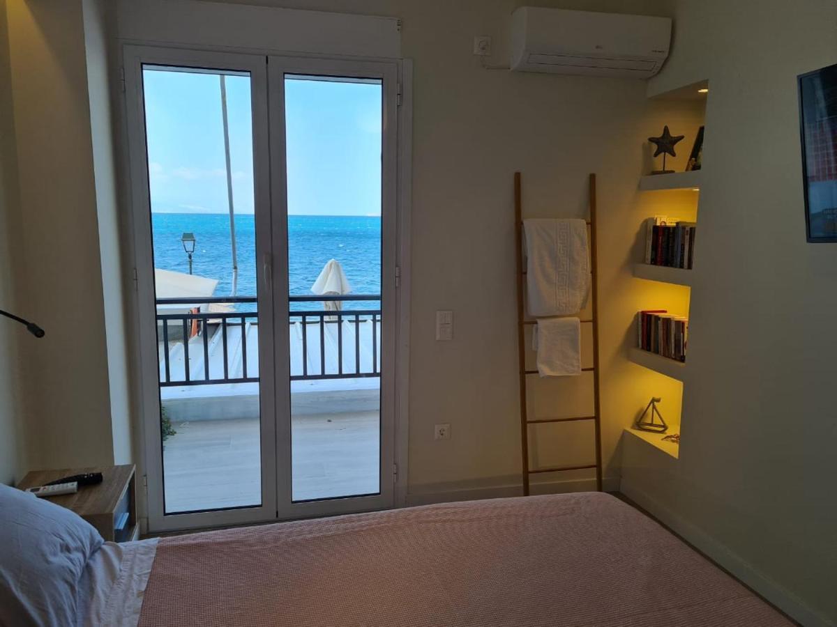 Grace Seaside Apartman Lutráki Kültér fotó