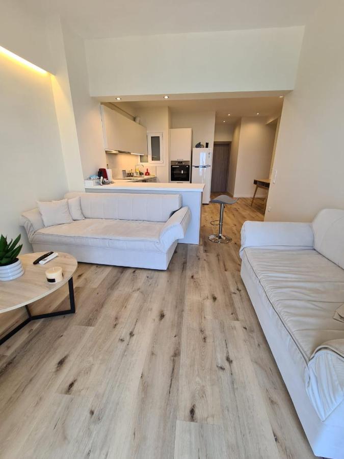 Grace Seaside Apartman Lutráki Kültér fotó