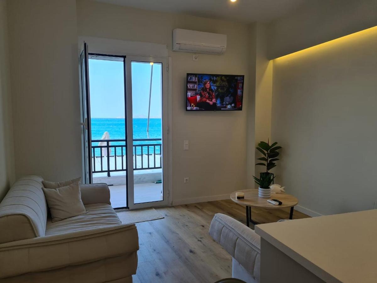 Grace Seaside Apartman Lutráki Kültér fotó